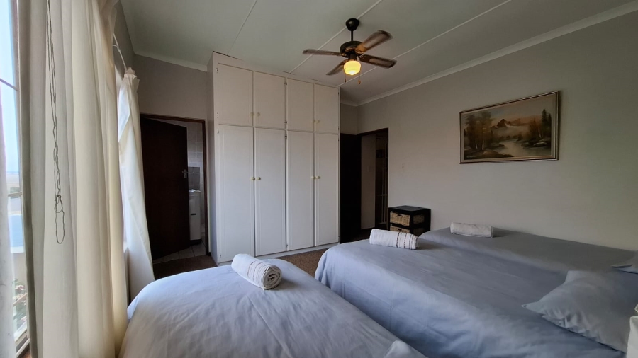 5 Bedroom Property for Sale in Witsand Western Cape